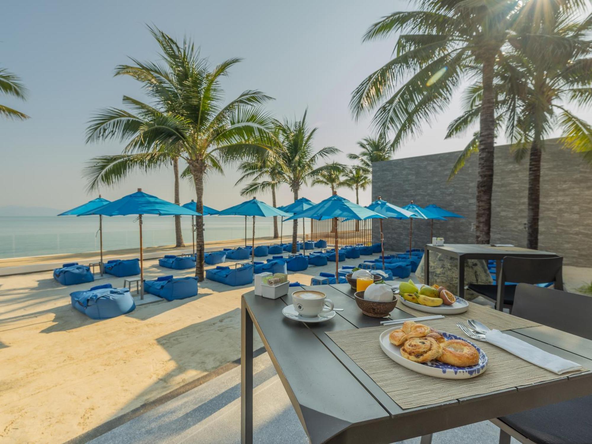 Explorar Koh Samui - Adults Only Resort And Spa Mae Nam Exterior photo Beachfront restaurant