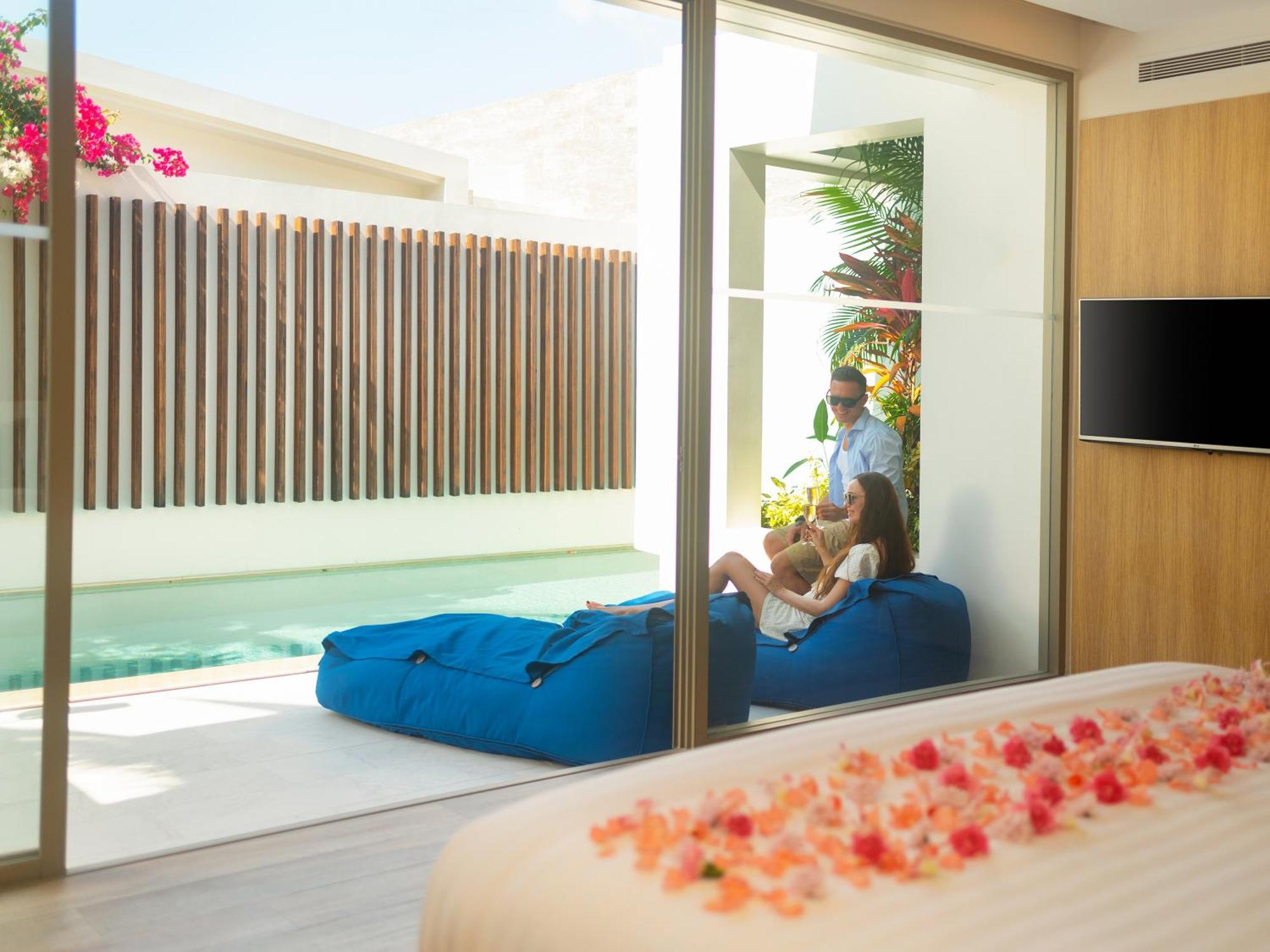 Explorar Koh Samui - Adults Only Resort And Spa Mae Nam Exterior photo A bedroom at the resort